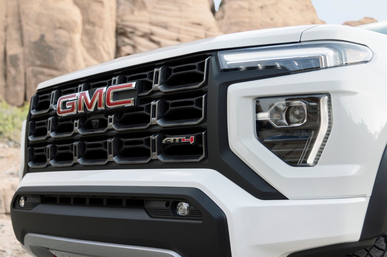 GMC Canyon headlights