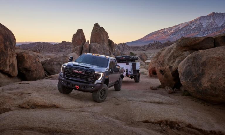 2024 GMC Sierra 2500 HD exterior offroad in desert towing