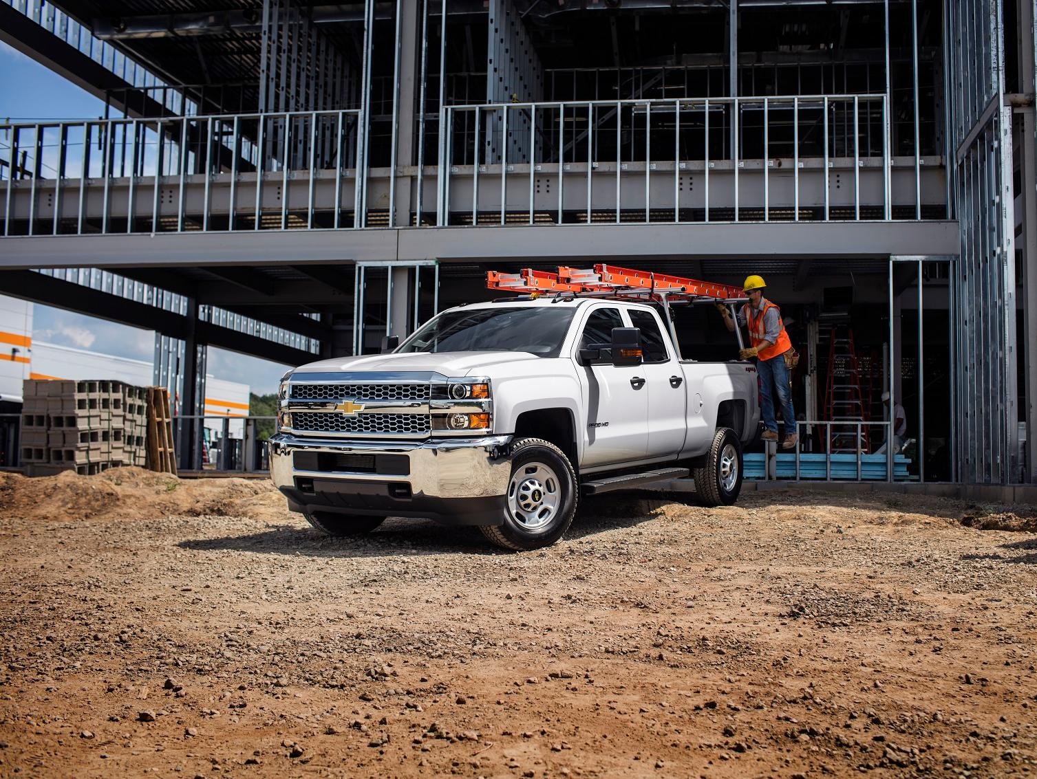 2019 Chevy Silverado 2500HD Towing & Hauling Equipment