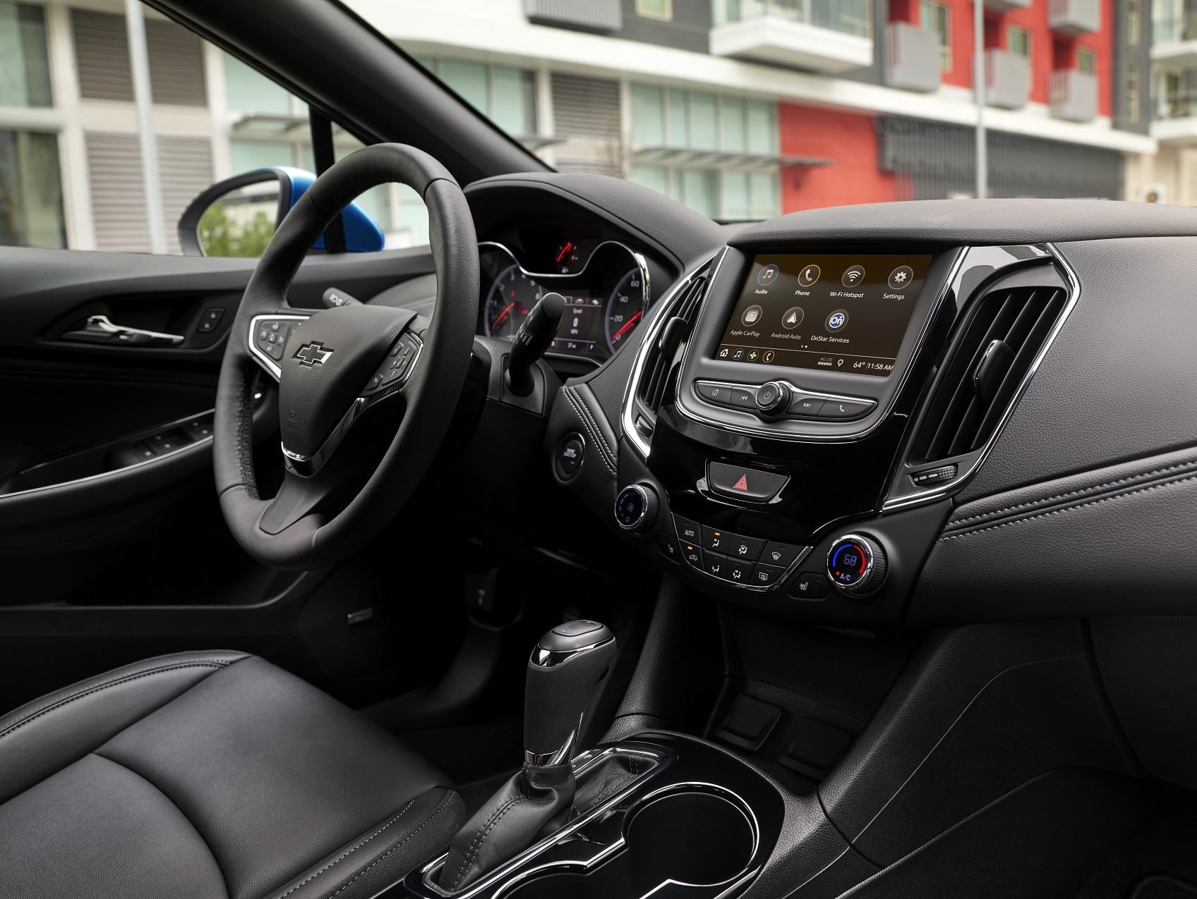 2019 Chevy Cruze infotainment