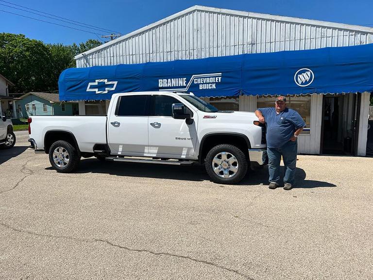 Branine Chevrolet is a OSAGE CITY Chevrolet dealer and a new car and