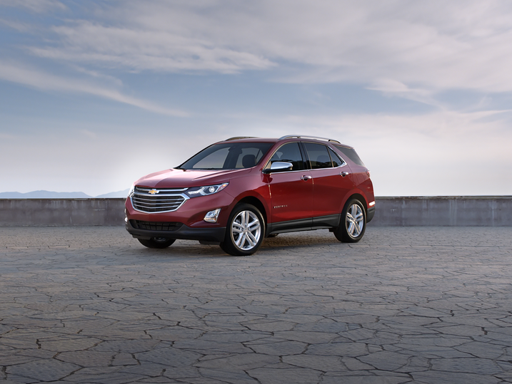 New Chevy Equinox for Sale in Manitowoc, WI, at Pietroske Chevrolet Buick GMC