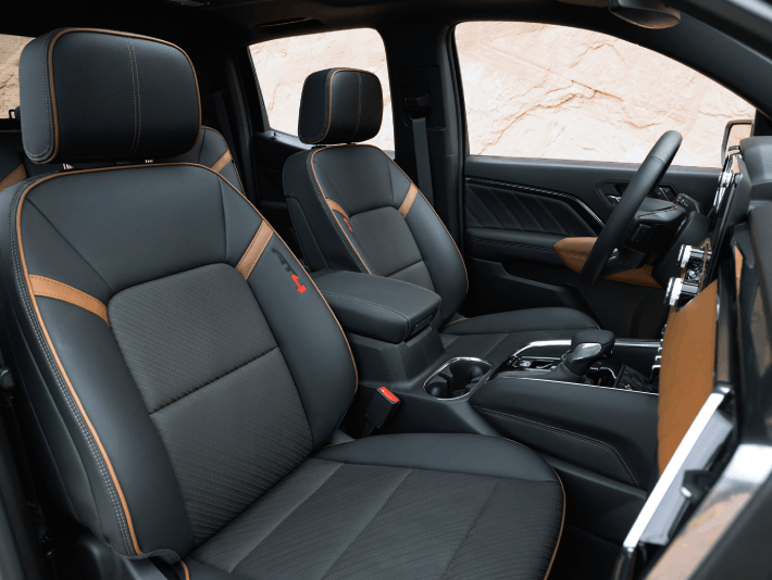 2023 GMC Canyon Interior Cabin