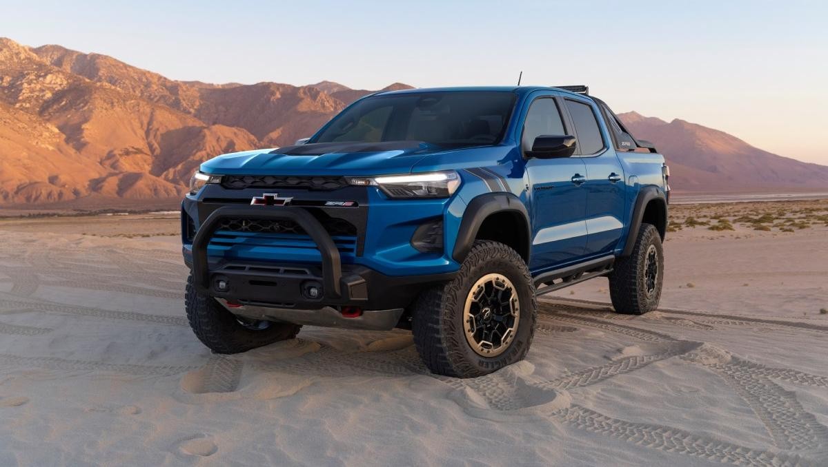 2023 Colorado ZR2 Desert Boss package