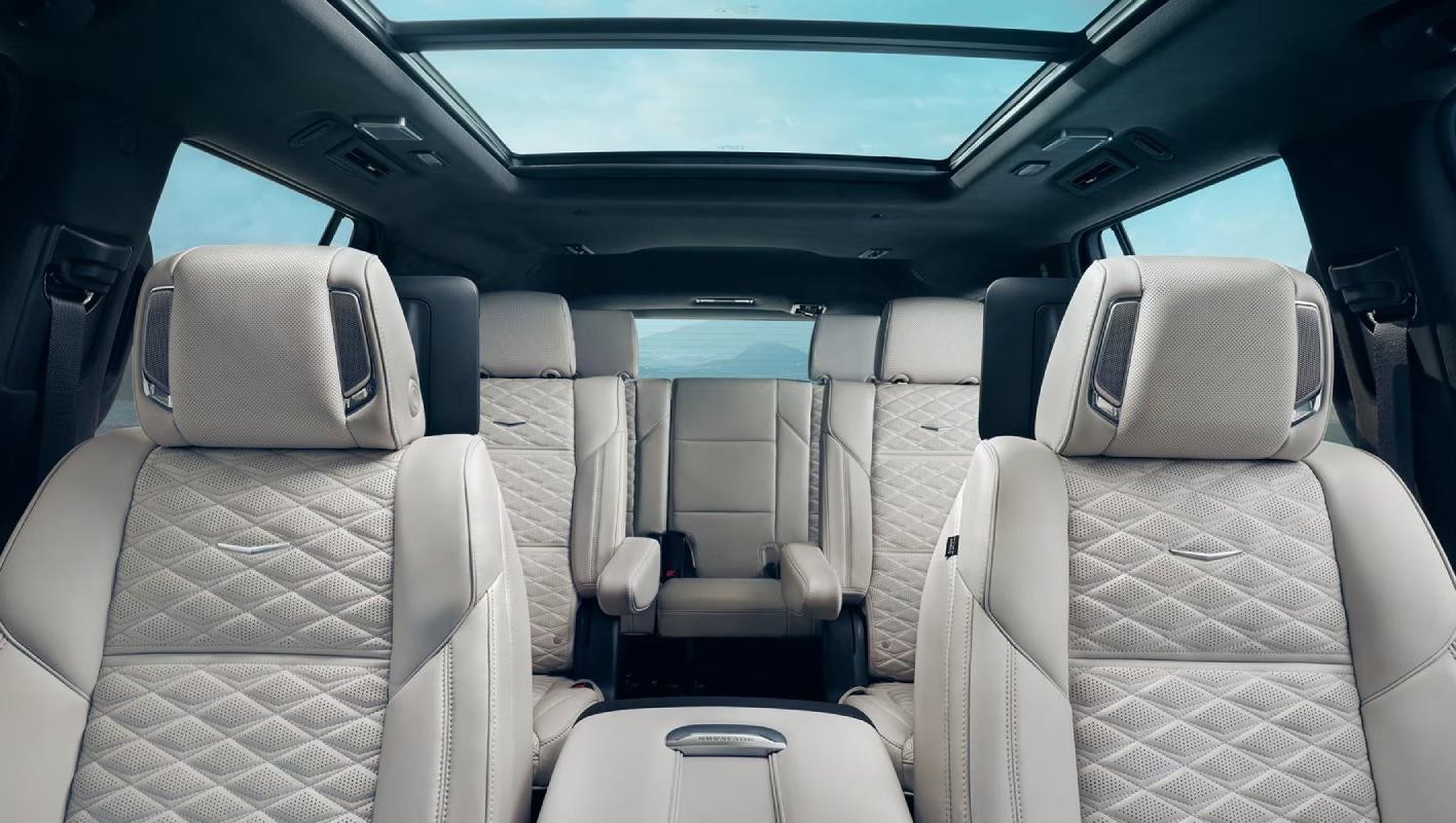 2025 Cadillac Escalade Interior seats