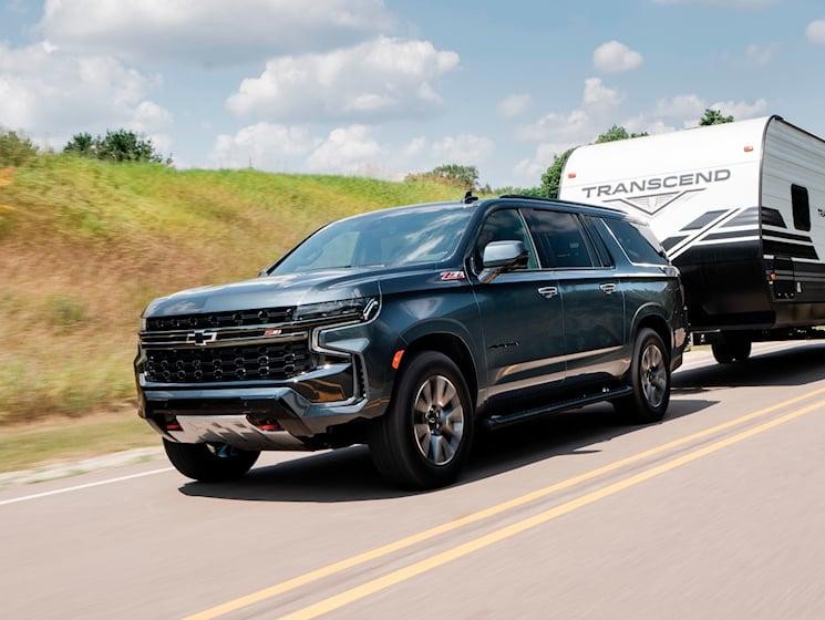 2023 Chevy Suburban | Exterior Side Towing