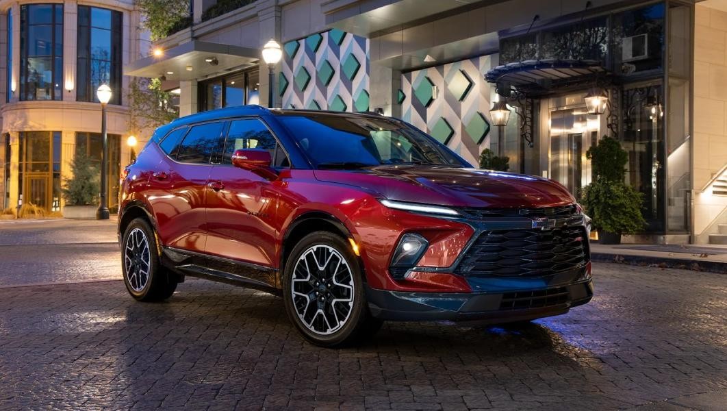 2023 Chevy Blazer on the street