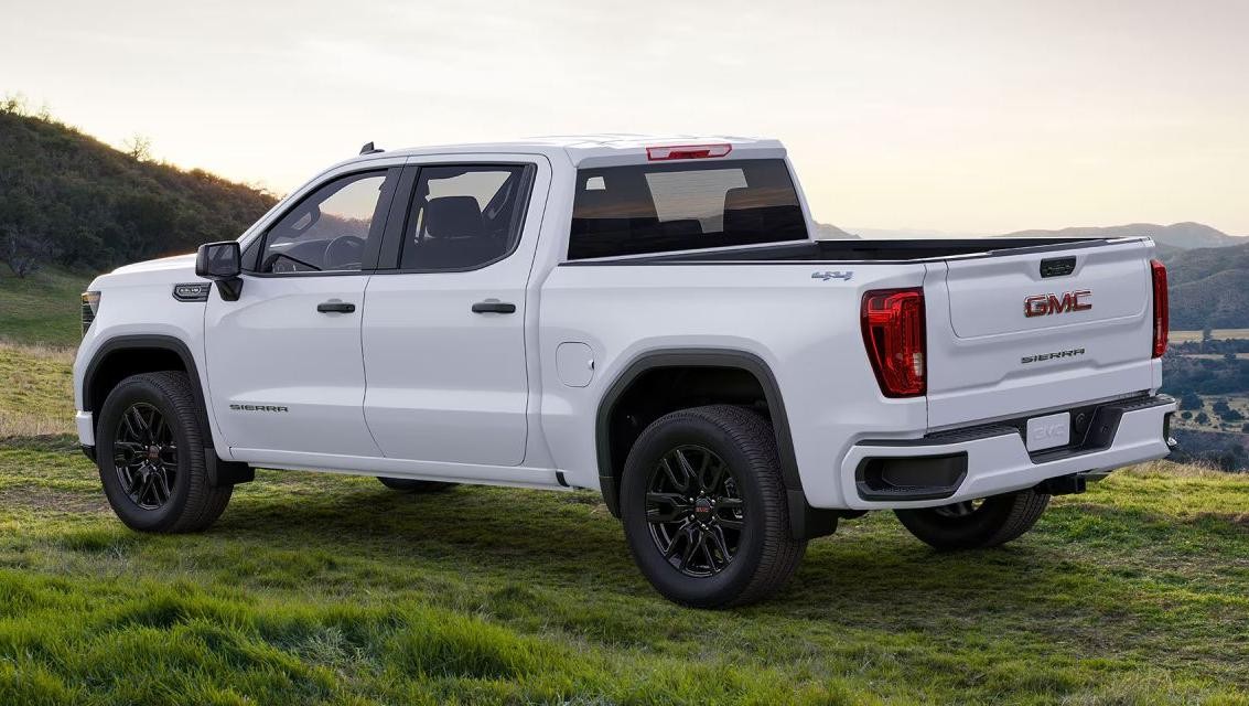 2025 GMC Sierra 1500 rear view