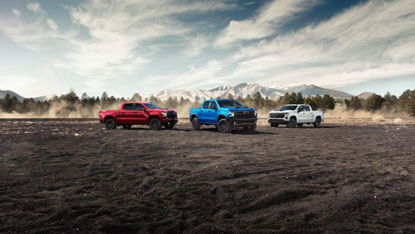 2025 Silverado 1500 lineup parked in a gravel field