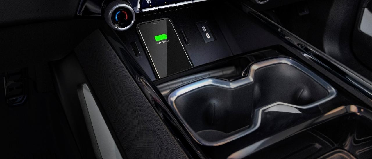 Console of the new Silverado EV