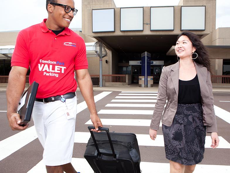 Sewell Buick GMC of Dallas Car Wash & Customer Benefits