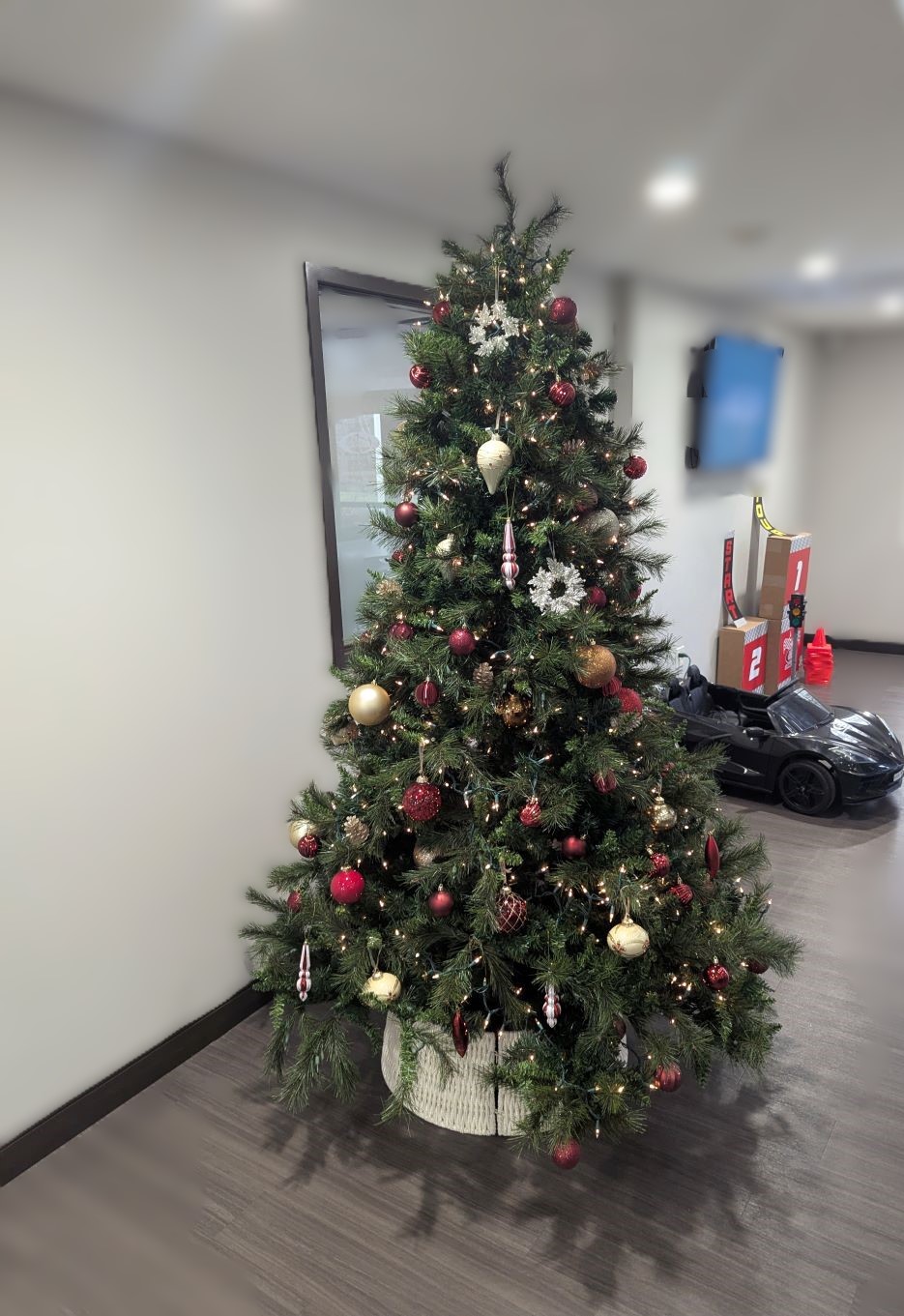 A holiday tree is displayed in Kansas City