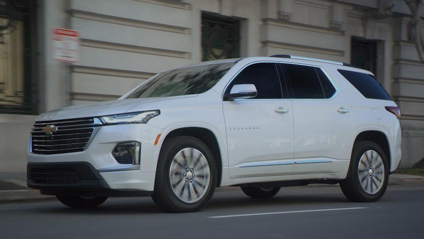 2023 Chevrolet Traverse Drivers Side