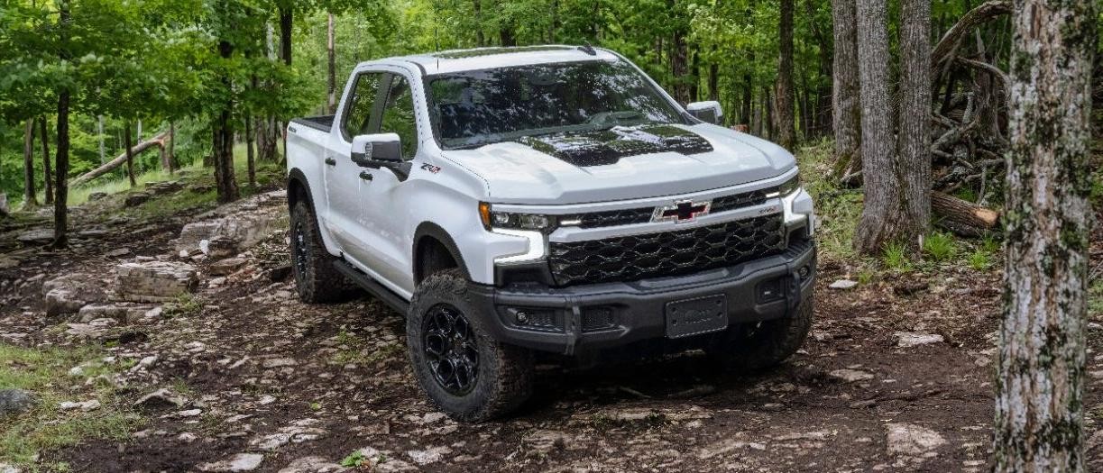 2023 Chevrolet Silverado 1500 ZR2 Bison