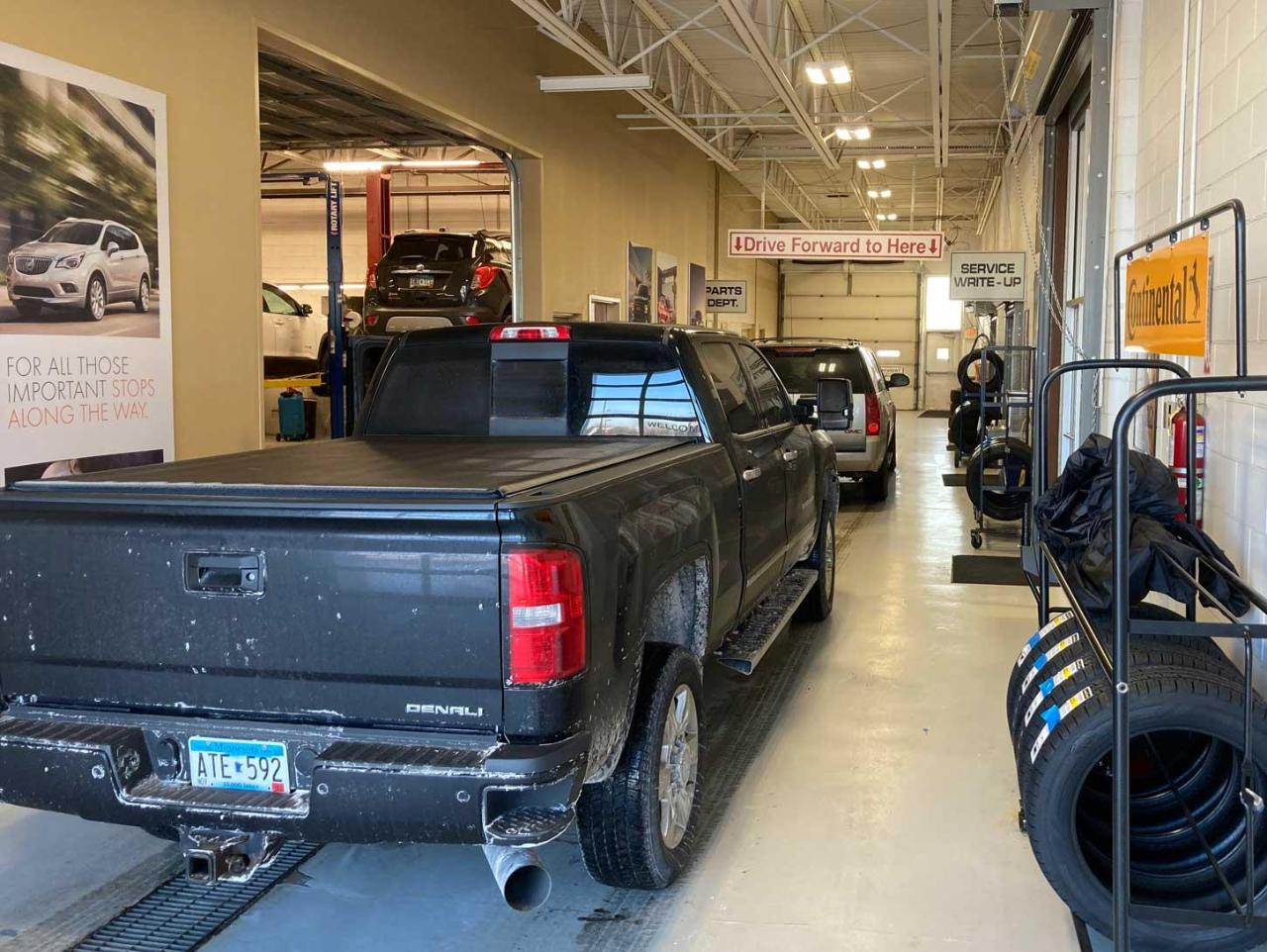 Whitaker Buick GMC Auto Service & Repair Shop in FOREST LAKE