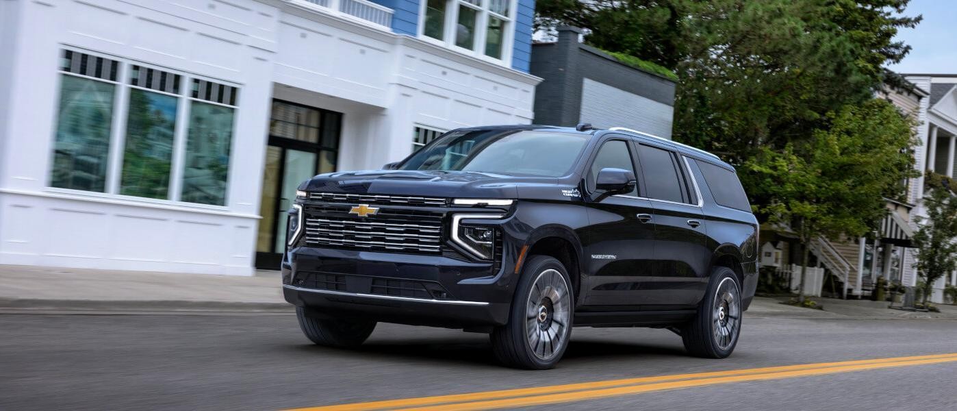 2025 Chevrolet Suburban Trims LT vs. RST vs. Z71 vs.