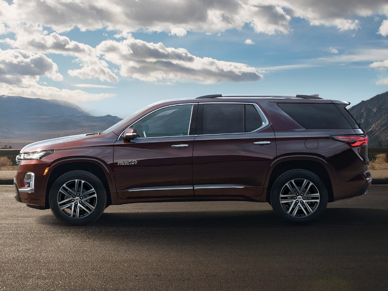 A 2023 Chevrolet Traverse packs impressive power near Oakley CA