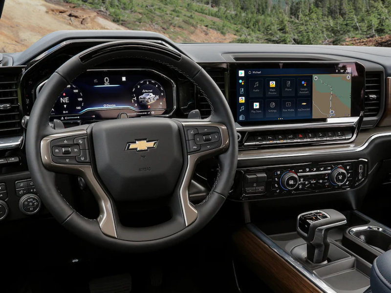 Command the road in a 2022 Chevrolet Silverado 1500 Trail Boss near Brentwood CA