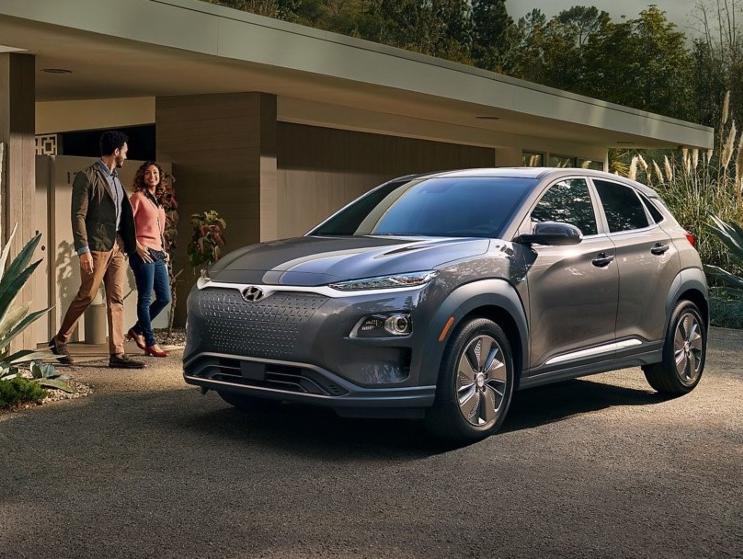 Hyundai Hybrid Cars Hyundai EVs in Blue Springs, MO