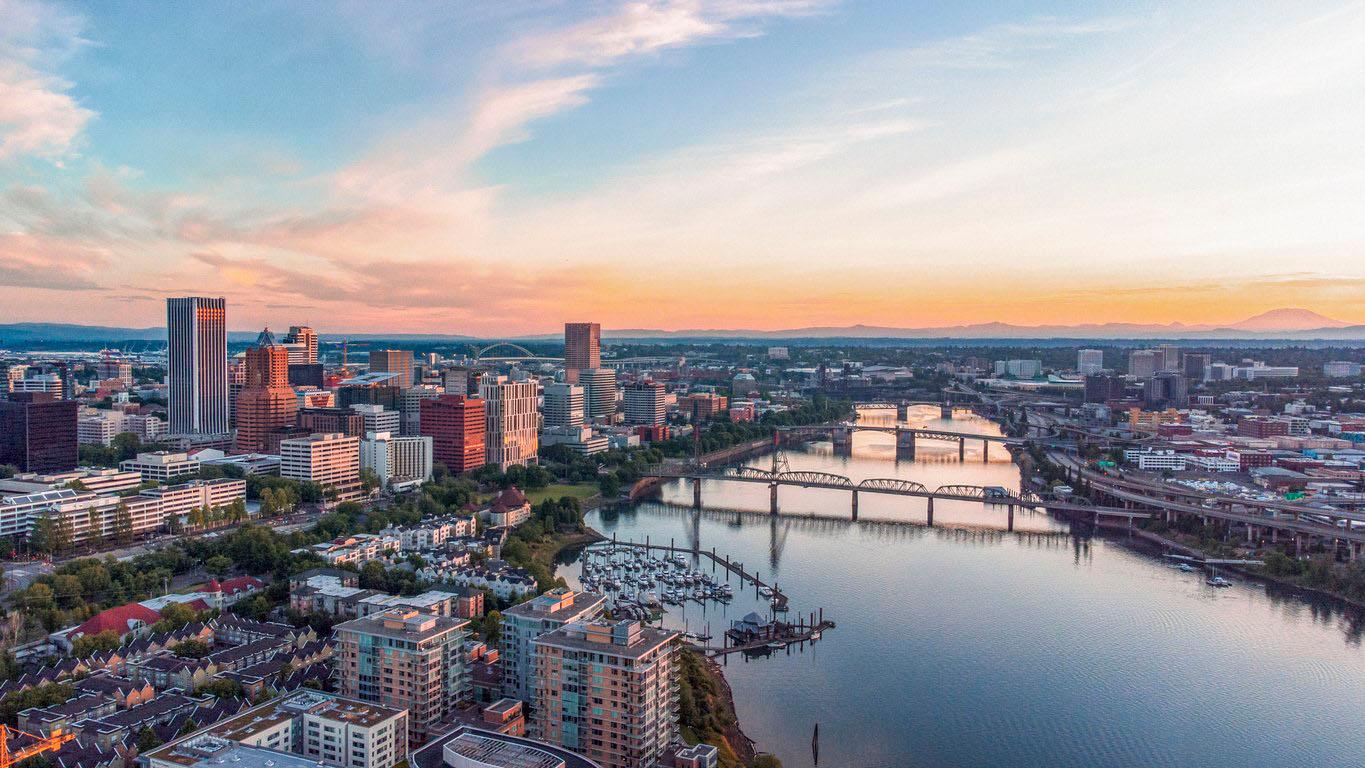 Portland Used Car Dealership Bridge City Auto Sales in Milwaukie