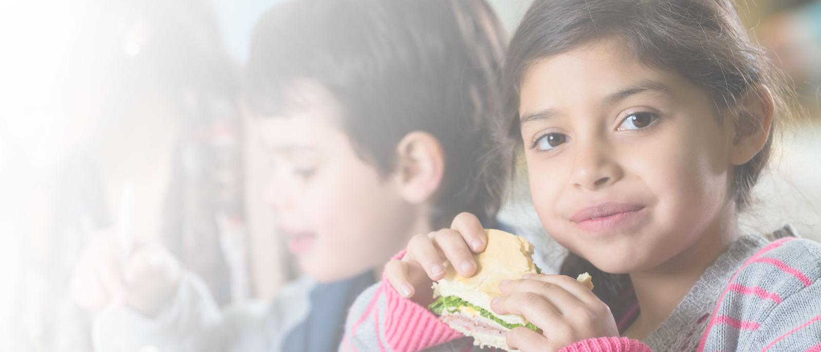 Girl eating lunch