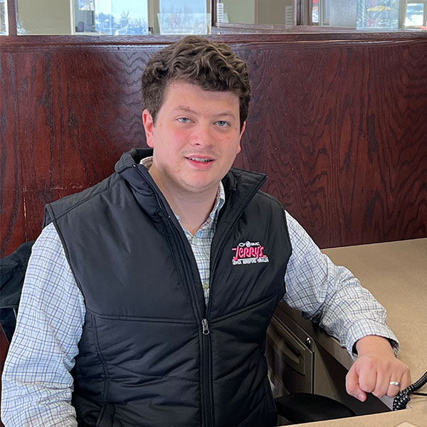 Jerry's Auto Group is a Lennox Chevrolet, Buick, GMC dealer and a new