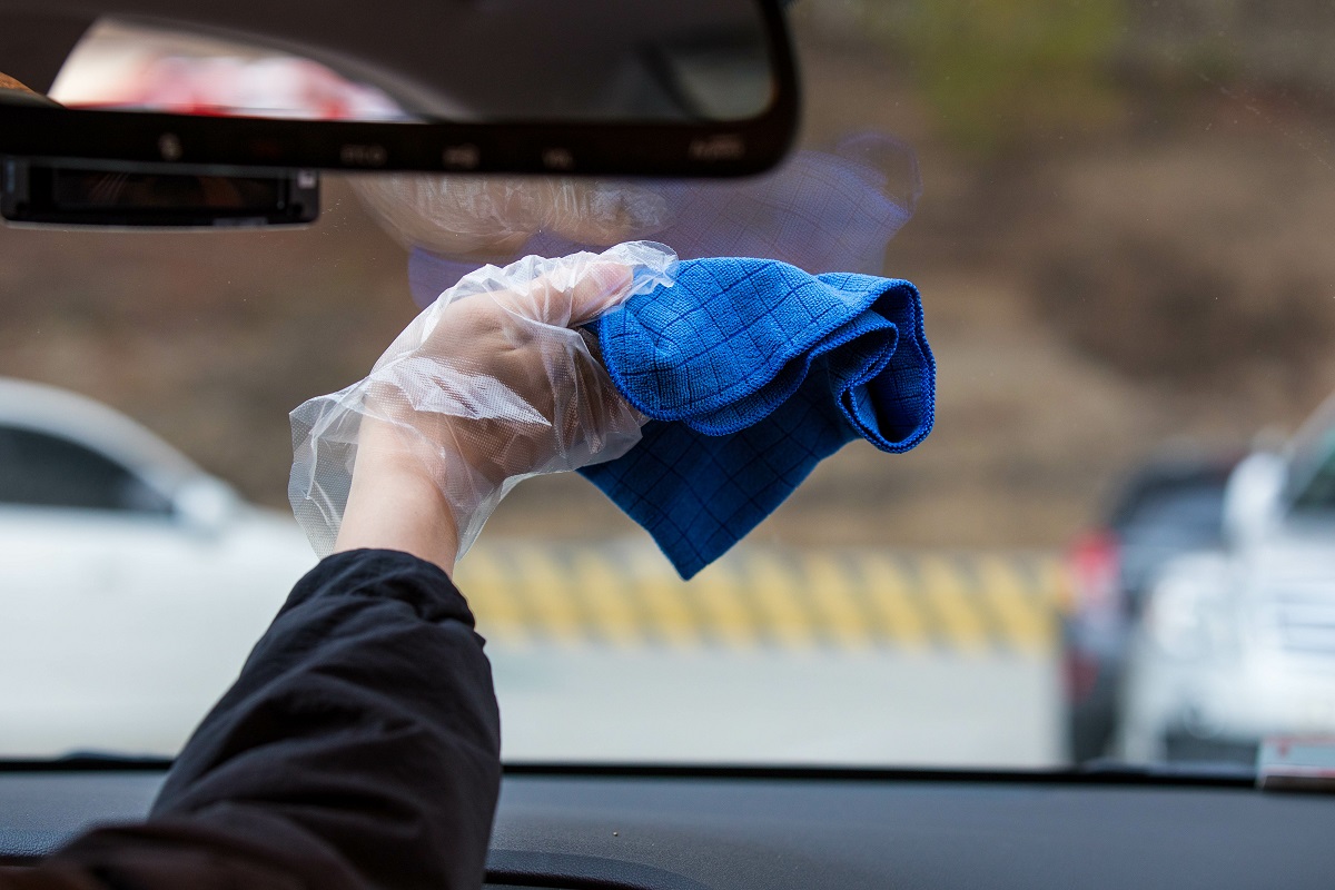 How To Clean Your Windshield How to Clean the Inside of Your Windshield Without Streaks