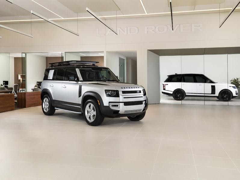 Sewell Land Rover North Austin Interior Showroom