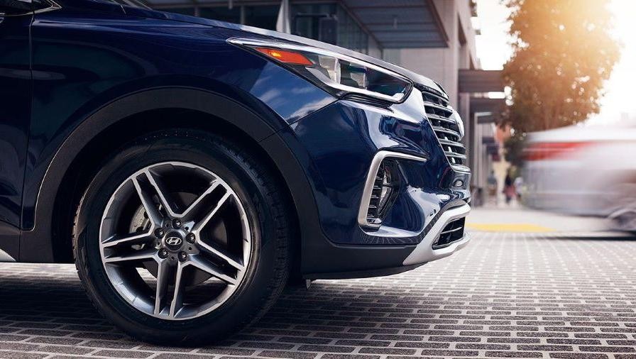 Hyundai 2017 Santa Fe close up of front wheel. Hyundai 2017 Santa Fe close up of front wheel.