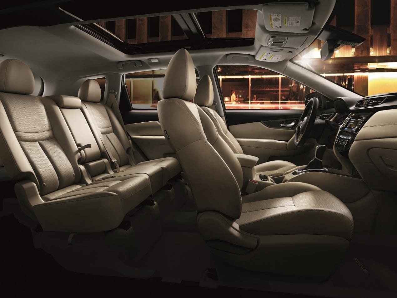 Rouge interior side view