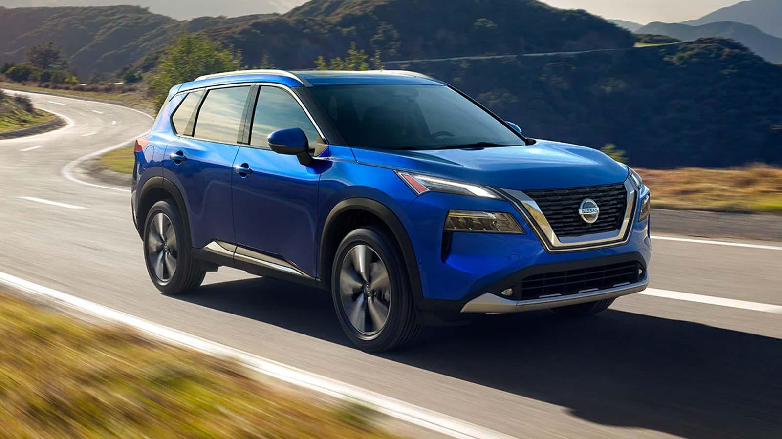 2021 Nissan Rogue in Mountains