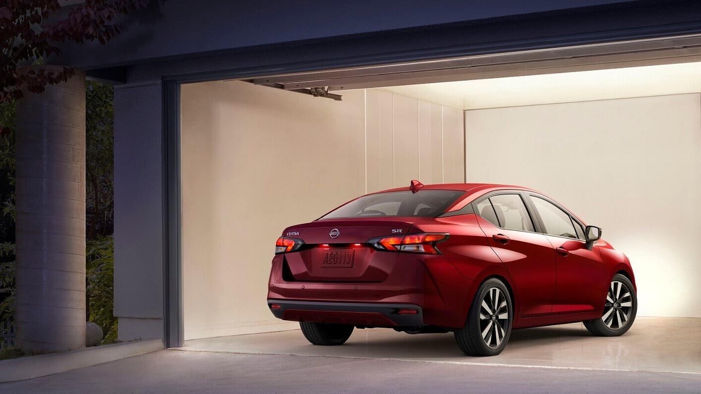 Lee Johnson Nissan of Kirkland is a Kirkland Nissan dealer and a new