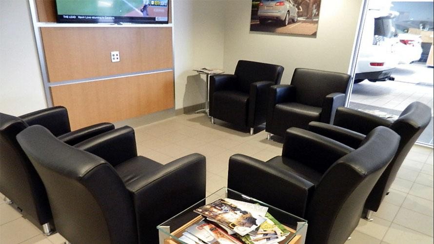 Buick Dealership Lounge & Amenities