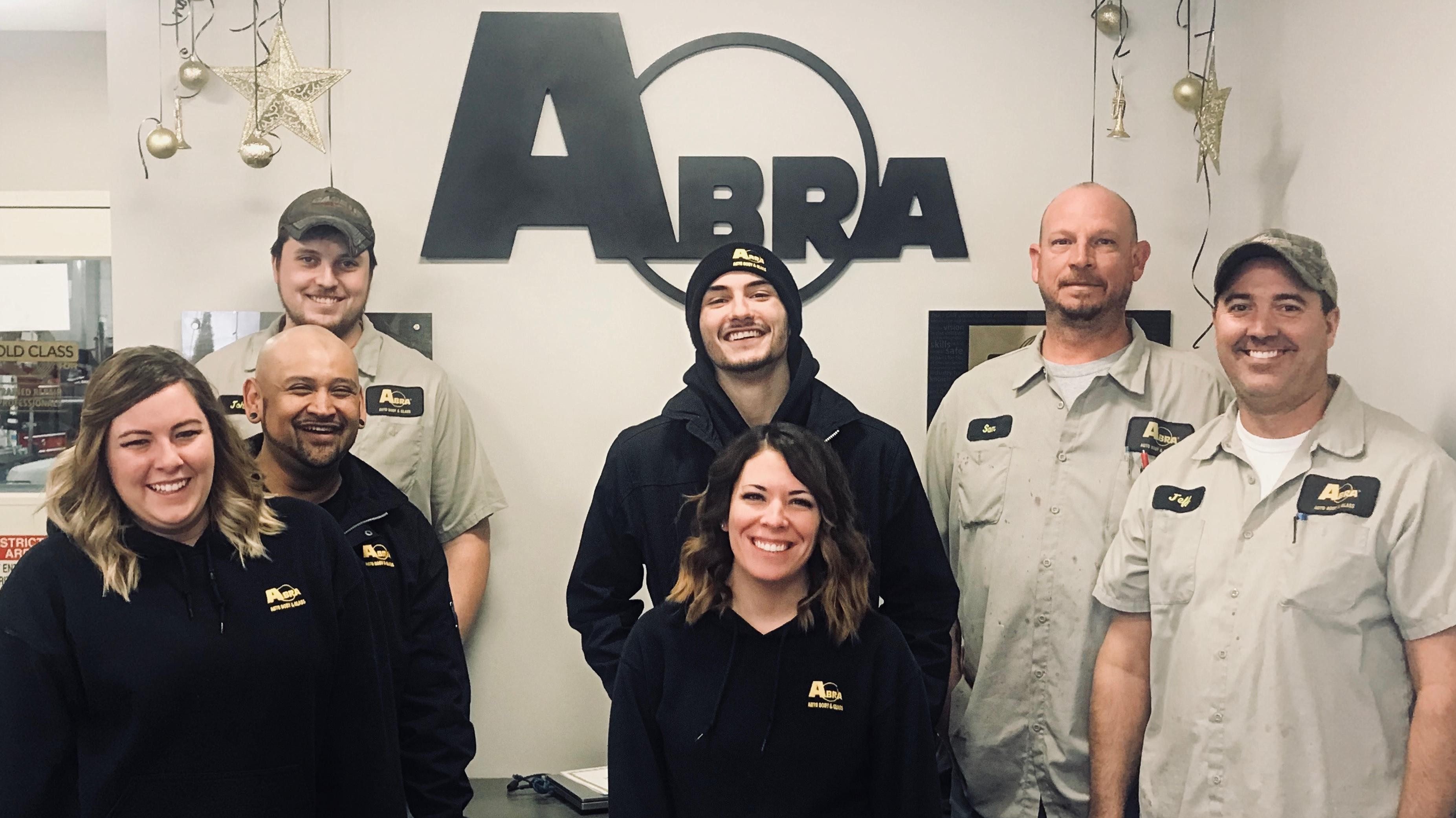 Picture of ABRA Auto Body Shop staff in Sterling IL