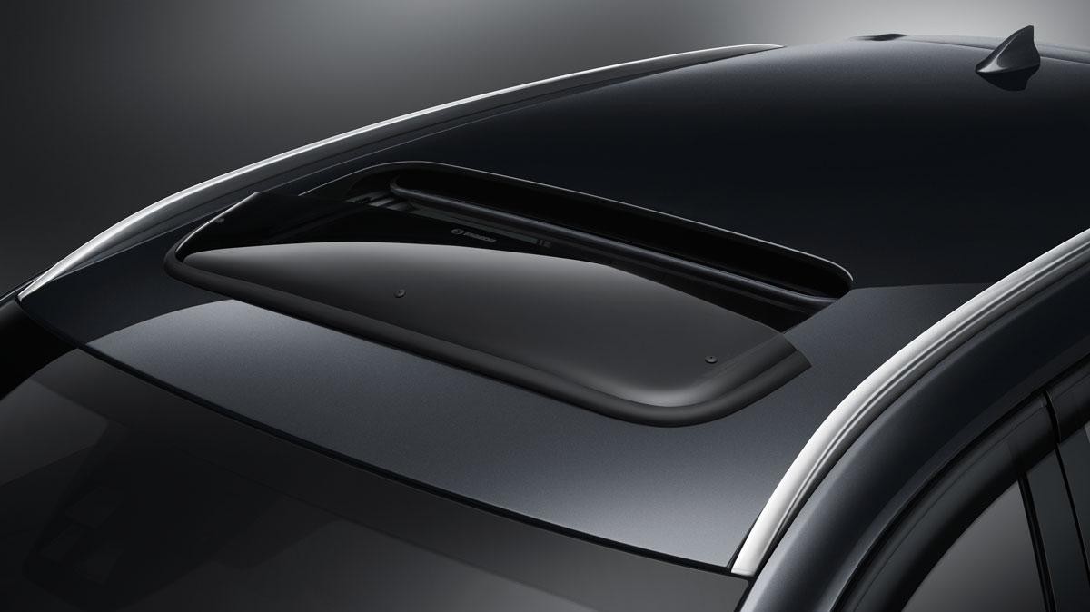 Moonroof with Wind Deflector.