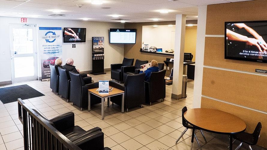 Dealership Amenities & Lounge