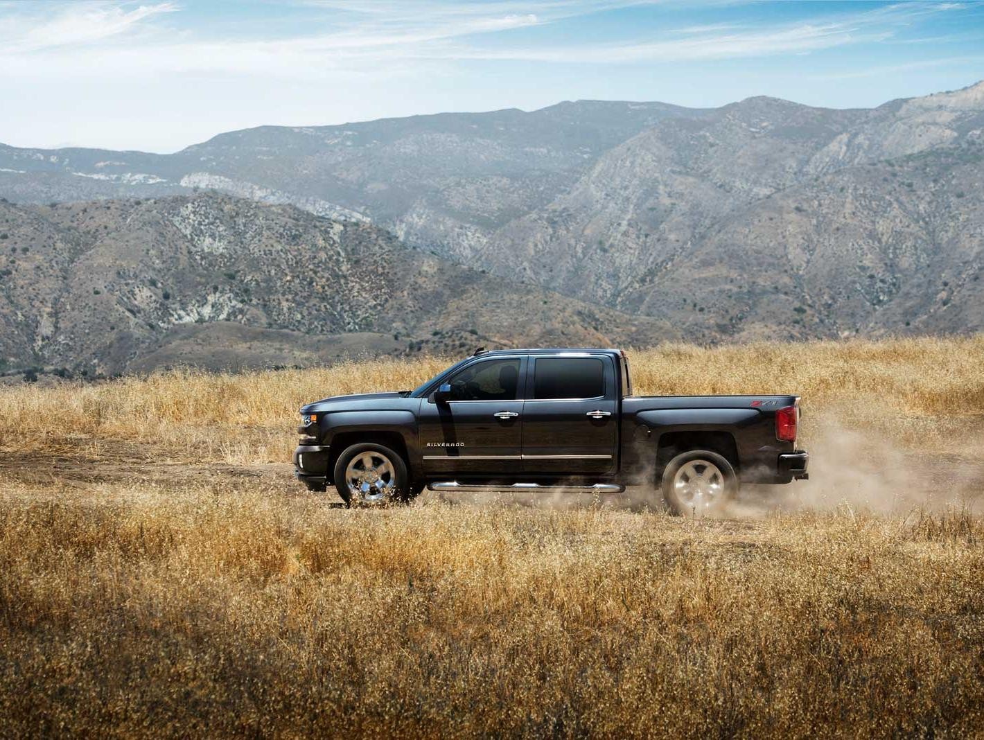 2018 Chevrolet Silverado 1500 Crew Cab | Lifestyle | Field