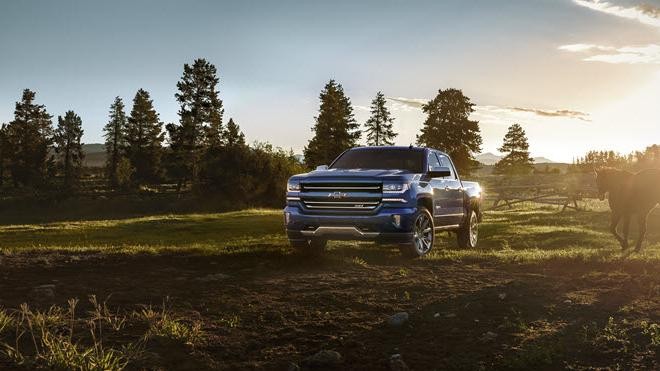 Blue 2018 Chevrolet Silverado